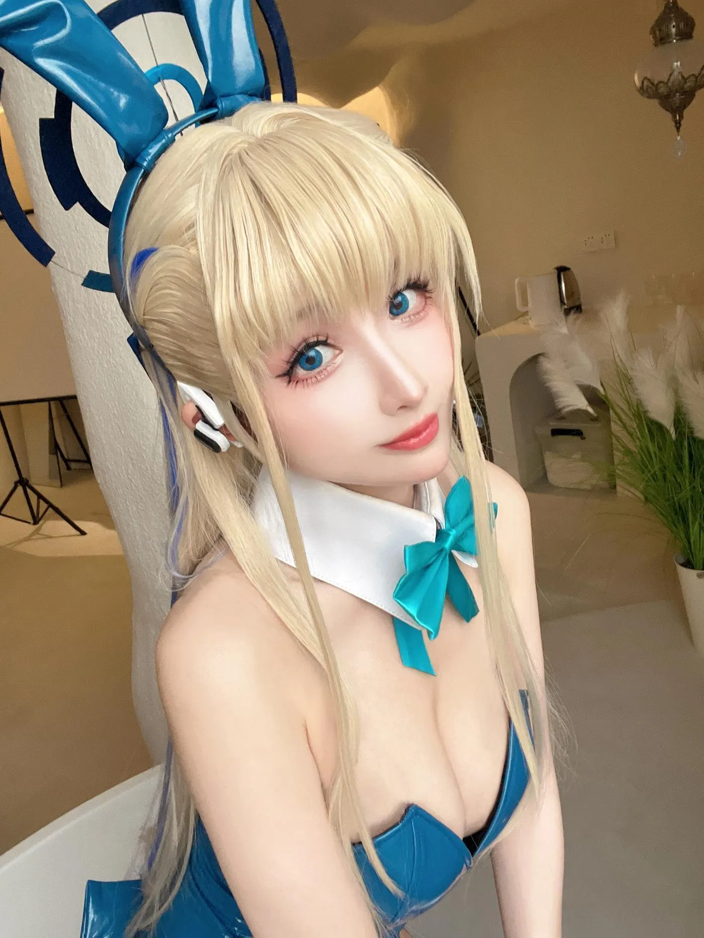 rioko凉凉子 – NO.114 碧蓝档案 TOKI兔兔-自拍 [8P]插图5